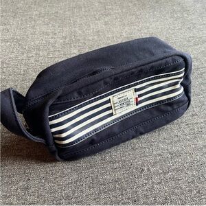 TOMMY HILFIGER Canvas Case Bag